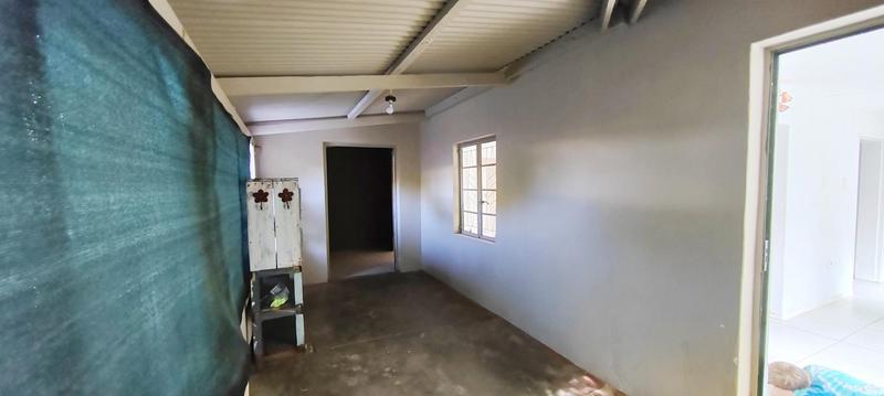 2 Bedroom Property for Sale in Kanoneiland Northern Cape